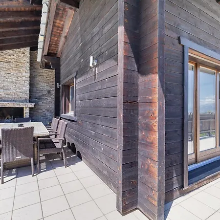 Noir Pres De La Telecabine A Chalet Anzère