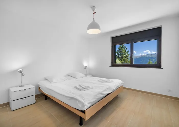 Chalet Noir Pres De La Telecabine A Anzère