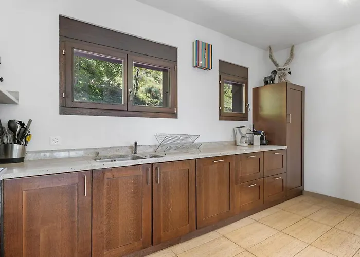 Noir Pres De La Telecabine A Chalet Anzère