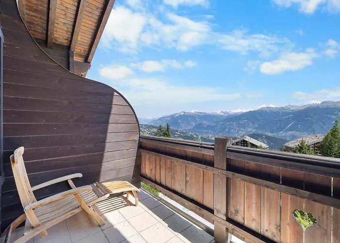 Noir Pres De La Telecabine A *