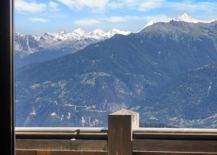 Noir Pres De La Telecabine A Chalet *